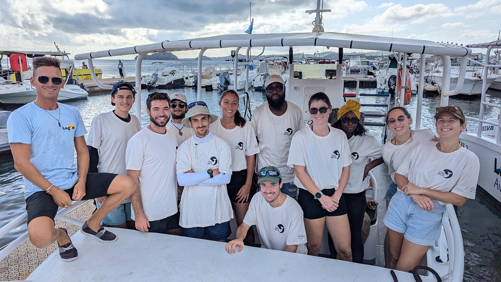 Equipe Sortie WUJUA 2 © Bertrand Brunon
