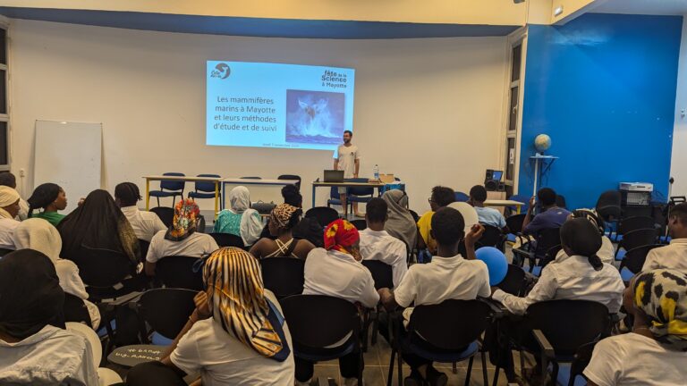 Conférence fête de la sciences Lycée de Petite Terre